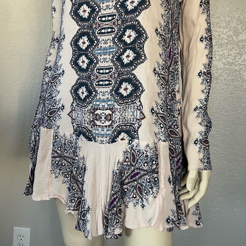 Free People - Picture 5 of 9